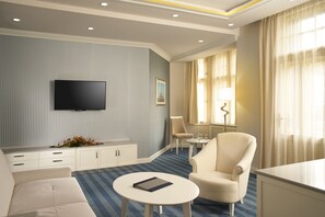 Deluxe Apartment, Terrace | Living room | LCD TV