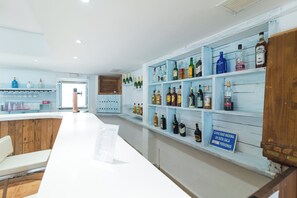Bar (on property) - Hotel Lis (Palma de Mallorca)