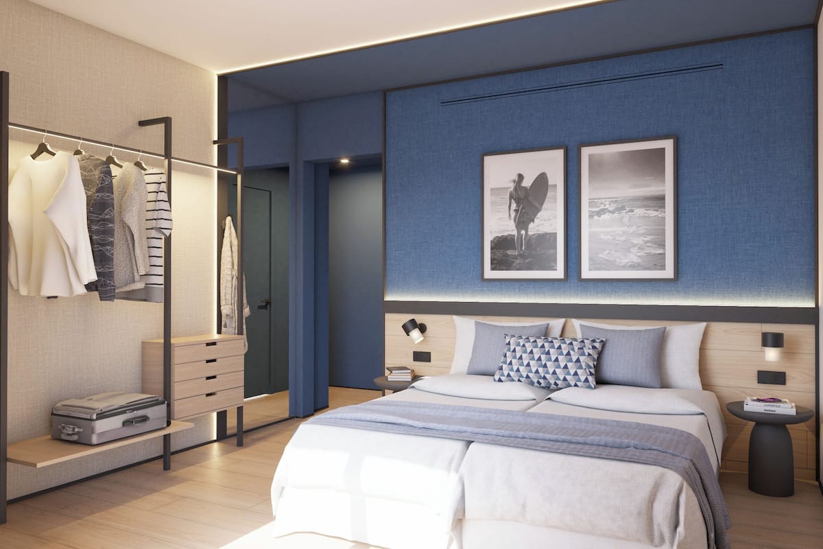 Deluxe Suite, 2 Bedrooms, Terrace | 2 bedrooms, individually decorated, individually furnished