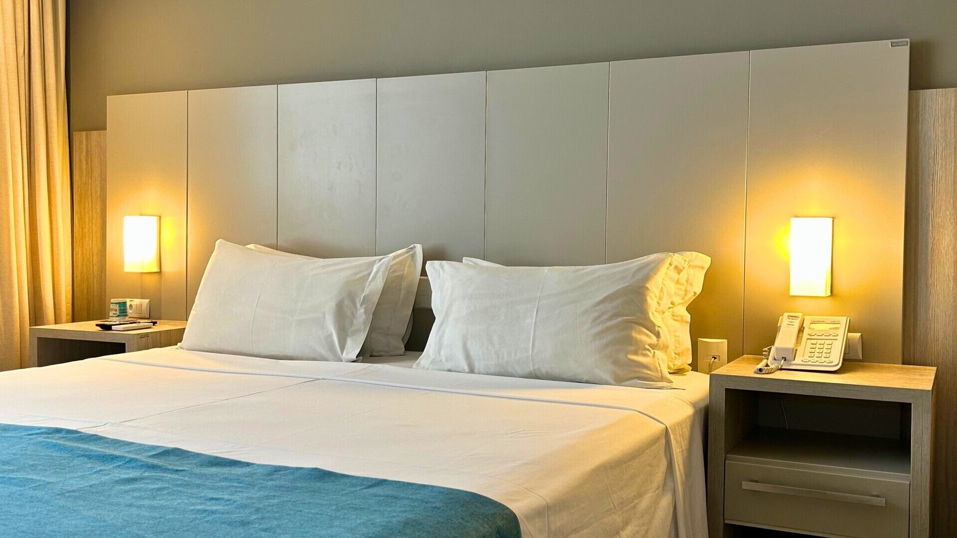 superior double room | 1 bedroom, minibar, in-room safe, desk