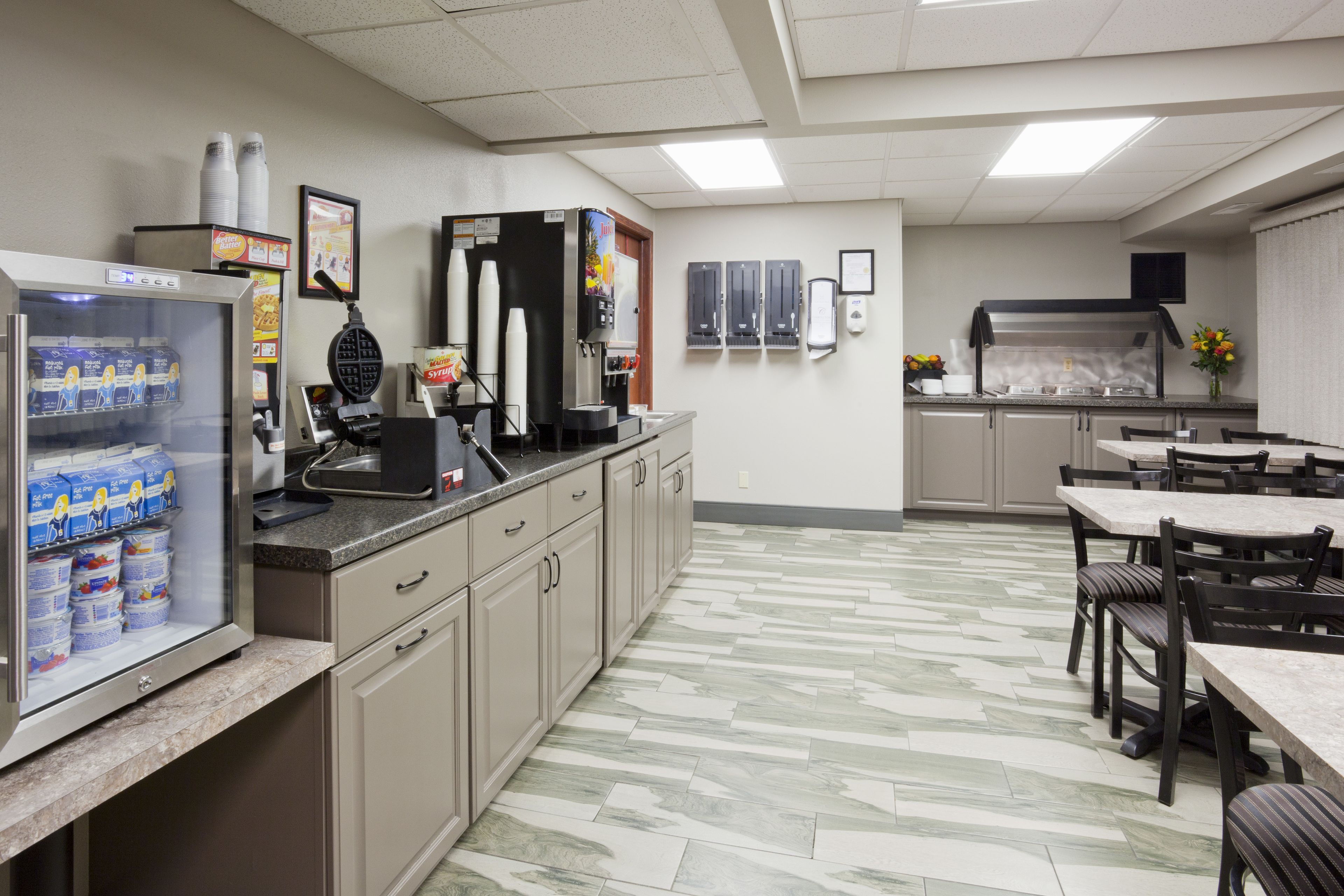 free continental breakfast