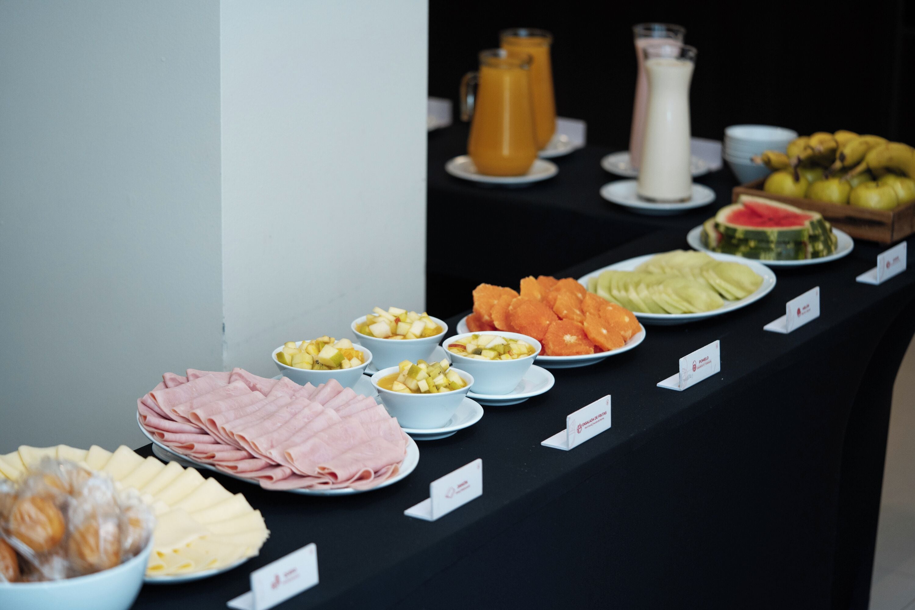 daily continental breakfast (usd 17 per person)
