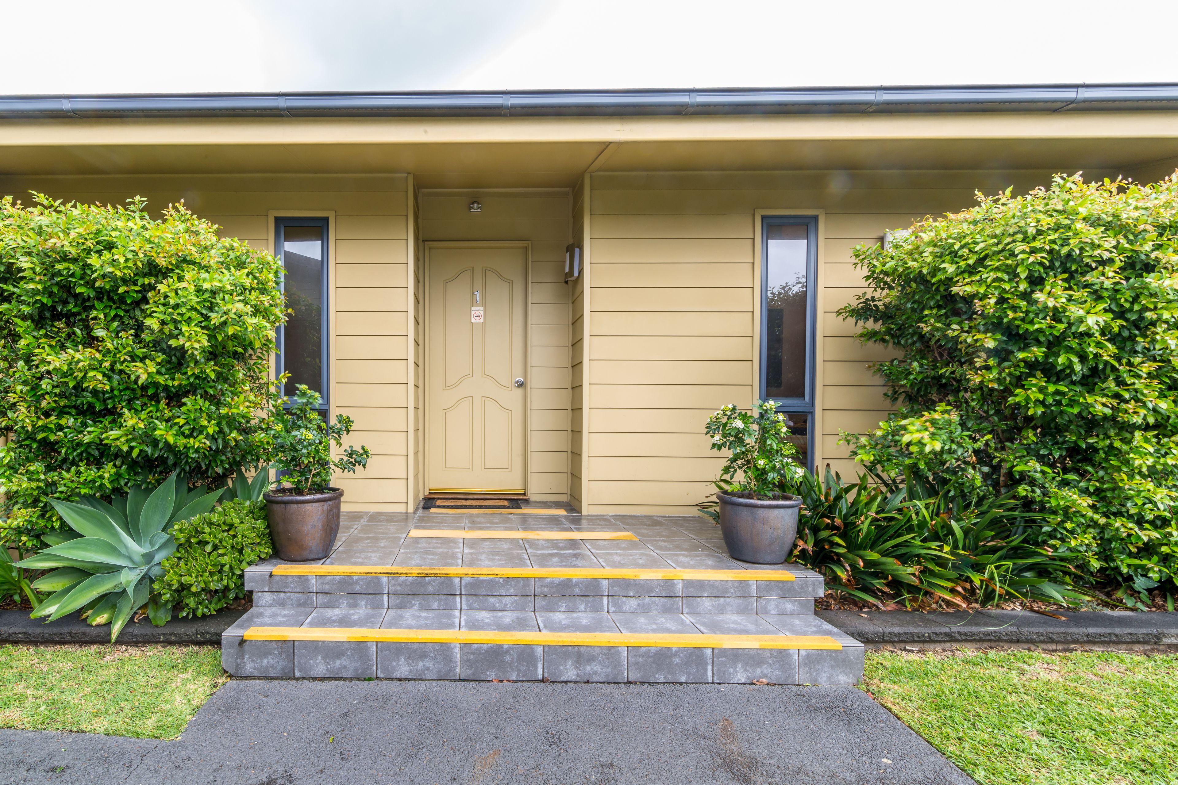 2 bedroom terrace apartment cabin | terrace/patio