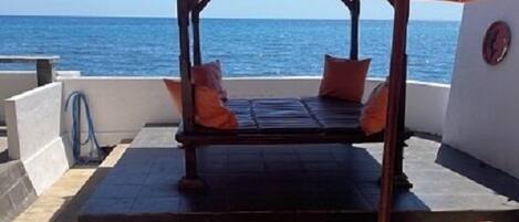 Beach/ocean view
