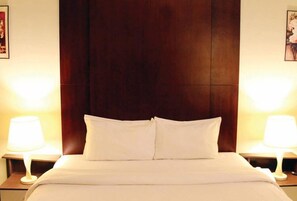 Habitación doble superior | Caja fuerte, sistema de insonorización, wifi gratis y ropa de cama