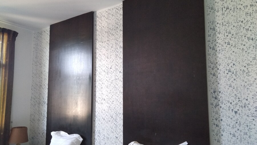 GinaSuite Kompleks27 Hotel