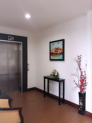 Interior - GinaSuite Kompleks27 Hotel (Bandar Seri Begawan)