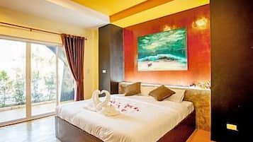 Superior Room | Minibar, rollaway beds, free WiFi