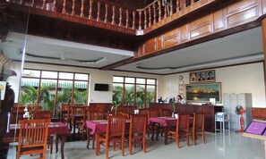 Breakfast, lunch, dinner served; Asian cuisine, pool views