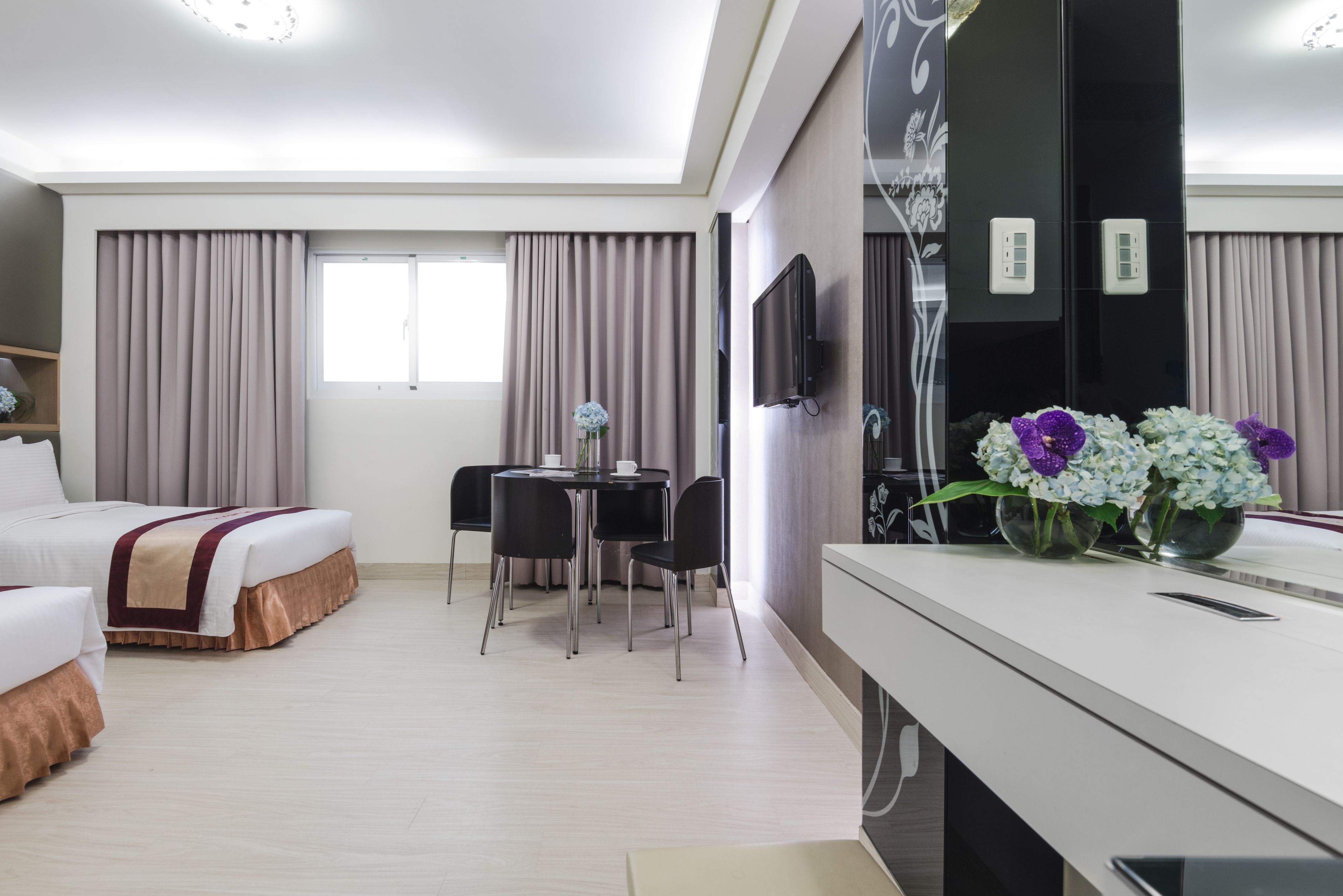 basic triple room, 3 single beds (room is subject to availability) | down duvets, blackout curtains, free wifi, bed sheets