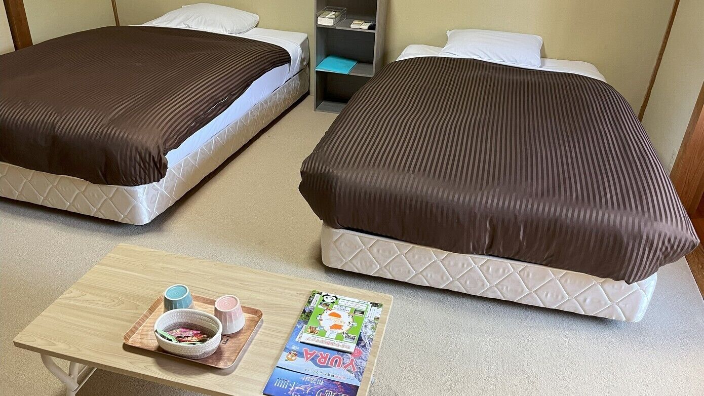 Desk, blackout curtains, free WiFi, bed sheets