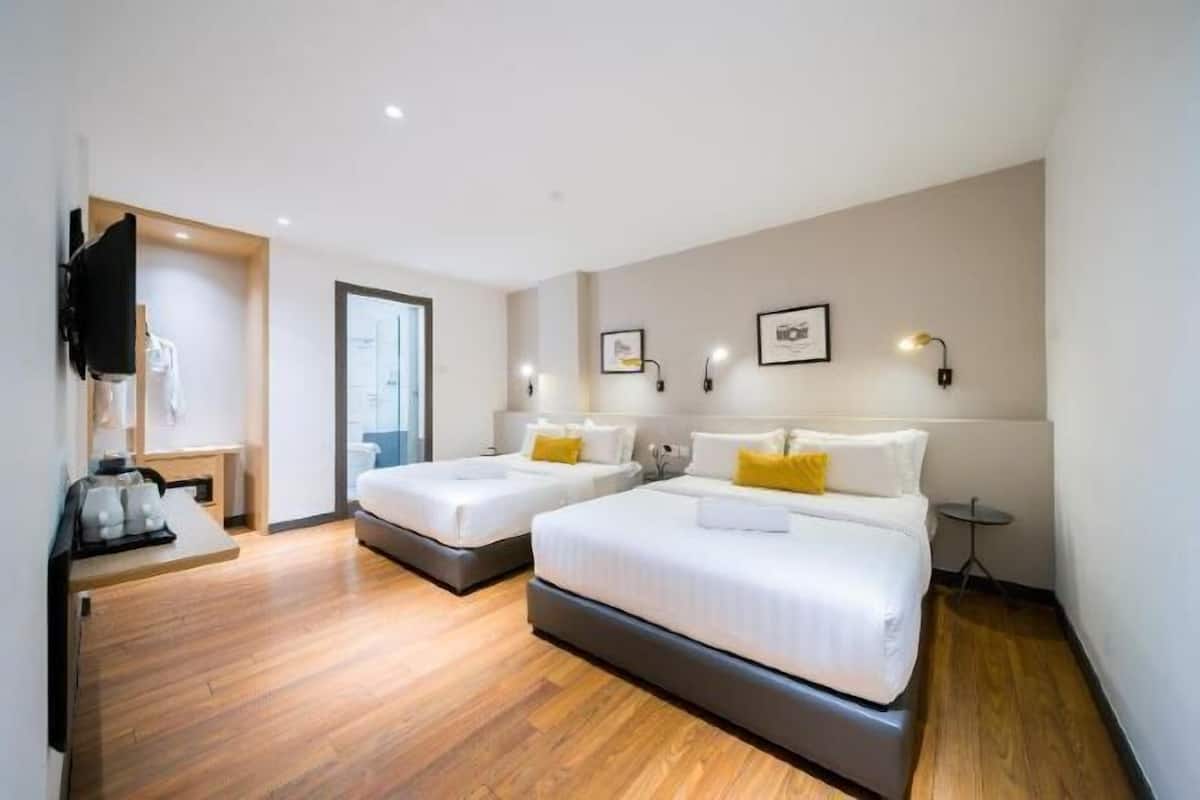 Pillowtop beds, in-room safe, desk, iron/ironing board
