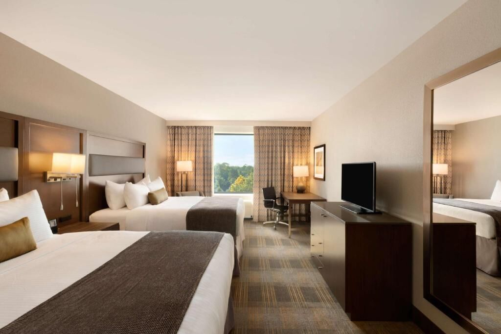 1 bedroom, pillowtop beds, in-room safe, desk