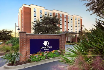 Hotel Exterior at DoubleTree by Hilton Charleston Mount Pleasant