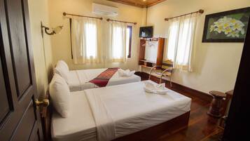Standard Triple Room | Free WiFi