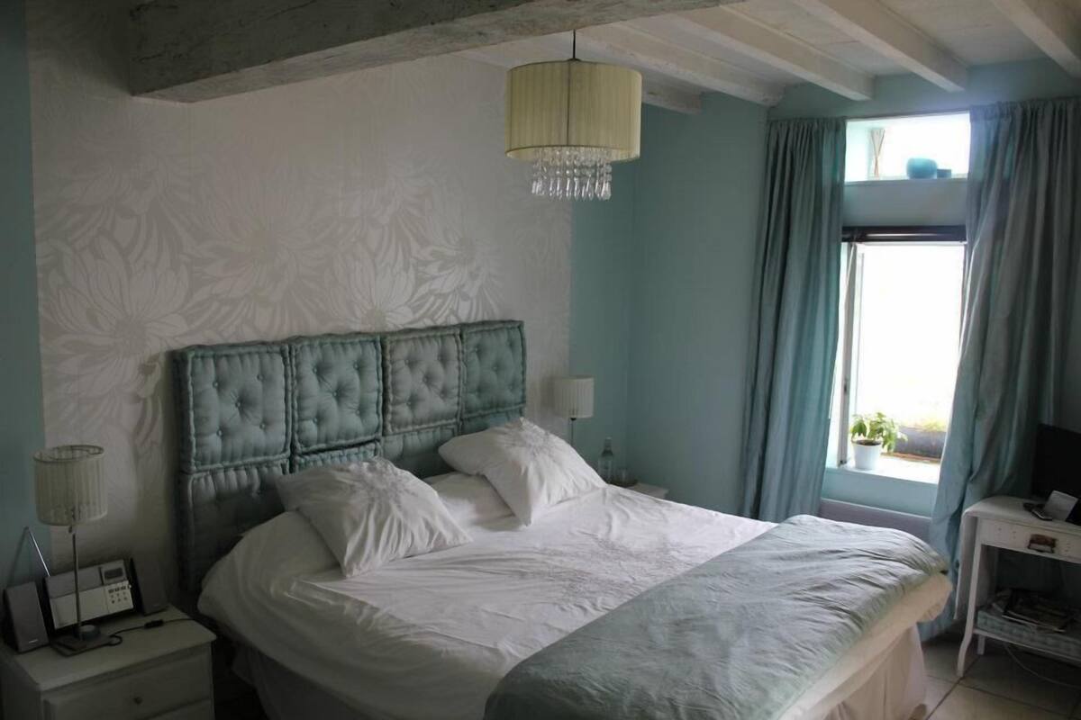 Double Room (Gardenia)
