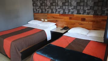 Phòng | Bàn, khu vực làm việc phù hợp cho laptop, bàn ủi/dụng cụ ủi quần áo