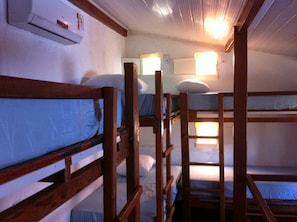 Coffres-forts dans les chambres, Wi-Fi gratuit