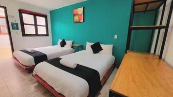 Standard Room, 2 Katil Kelamin (Double) | Televisyen