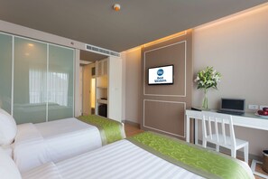 Superior Room, 2 Single Beds, Balcony, City View | Premium bedding, minibar, in-room safe, desk - Best Western Patong Beach (Patong)