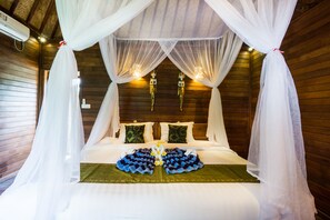 Minibaari, ilmainen Wi-Fi, vuodevaatteet