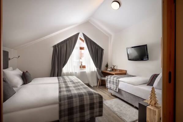 Junior Suite (for 2 + 2)