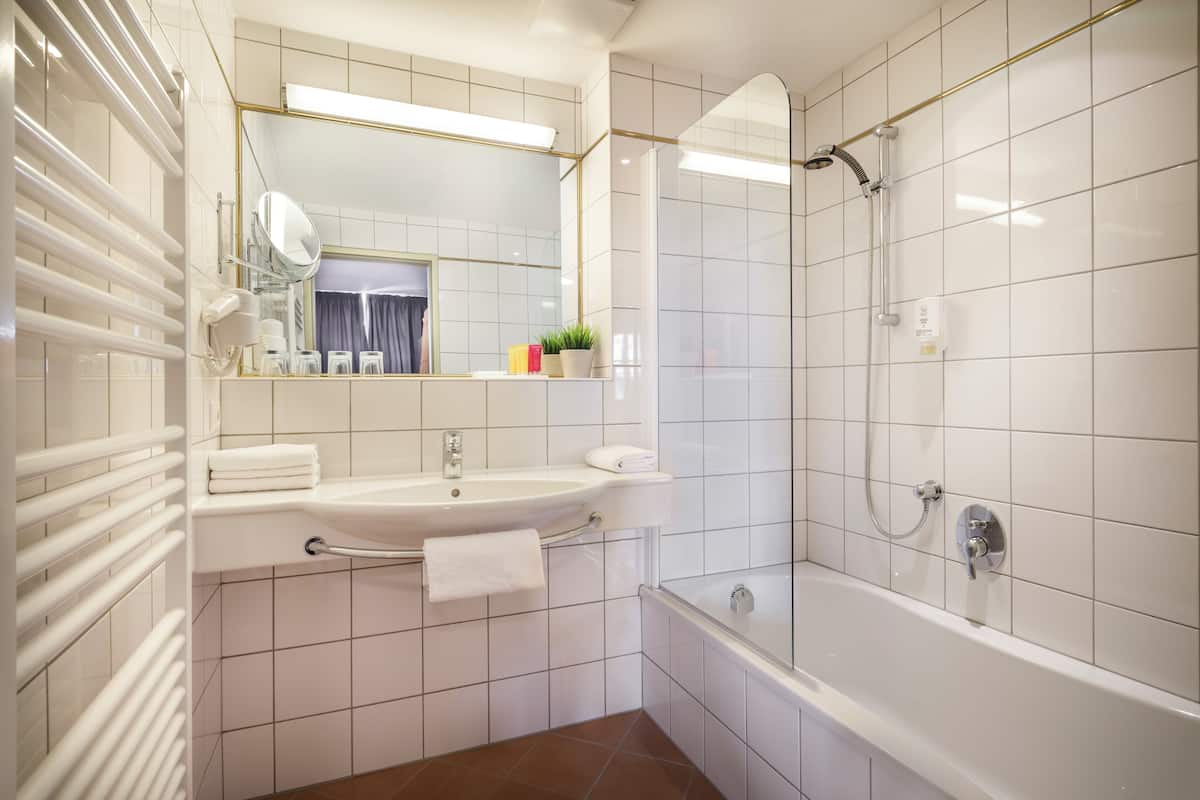 junior suite (for 2 + 2) | bathroom | hair dryer, dressing gowns, slippers, towels