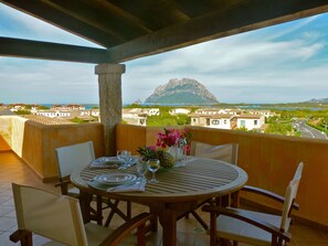 Luxury Apartment, 2 Bedrooms, Pool Access