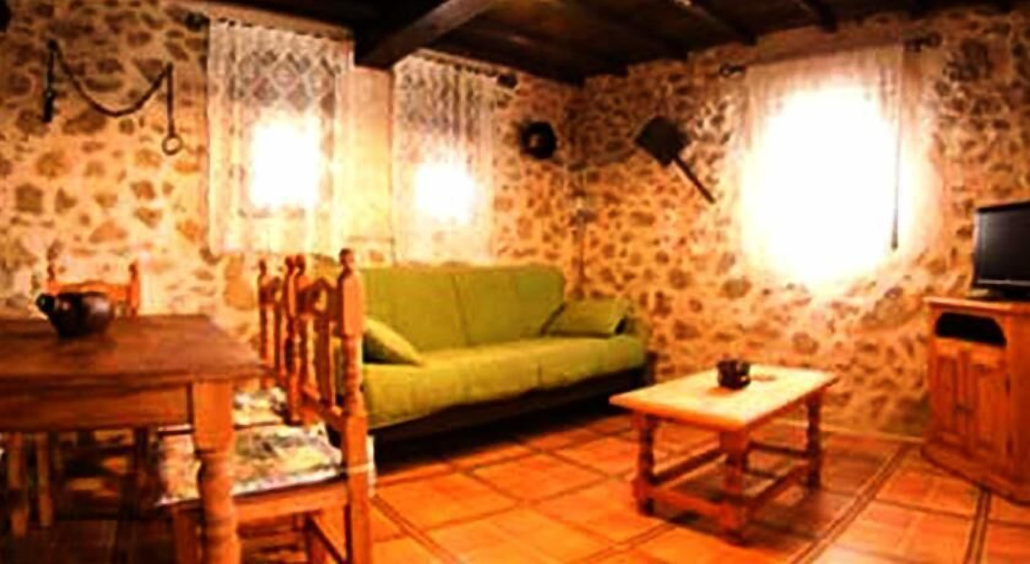 Télévision à écran plat de 22 pouces avec chaînes numériques, télévision