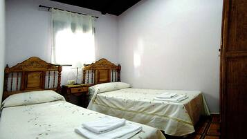 Décoration personnalisée, draps fournis