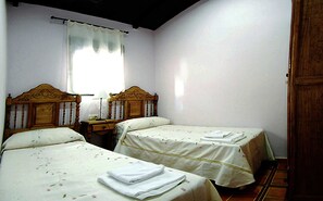 Décoration personnalisée, draps fournis