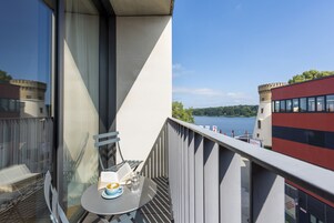 Apartment, Balcony, Partial Lake View (AA) | Balcony view