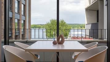 Apartamento, 2 habitaciones, vistas al lago | Vistas al lago