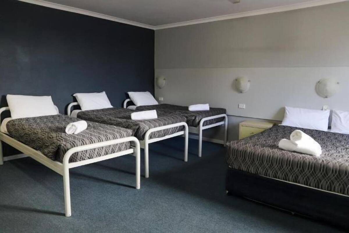 Desk, free WiFi, bed sheets