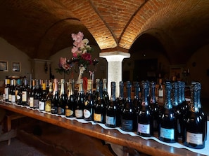 Bar (on property) - A' la Table du Sommelier (Saint-Vincent)