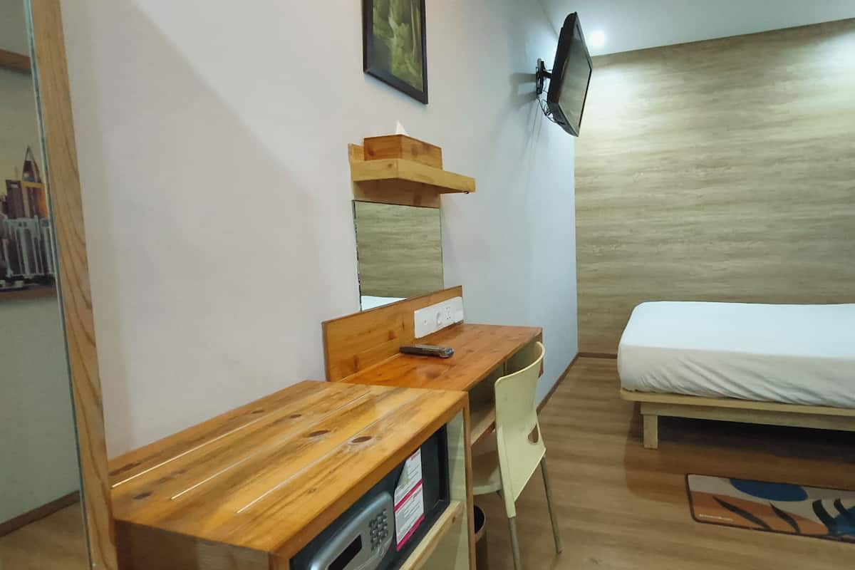 Superior-Zimmer, 1 Queen-Bett | 1 Schlafzimmer, Zimmersafe, Schreibtisch, Bügeleisen/Bügelbrett