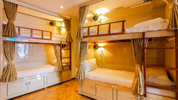 Executive Shared Dormitory, Men only