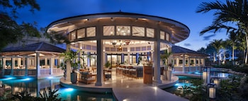 3 restaurants, breakfast, lunch, dinner served; French cuisine at Rosewood Baha Mar