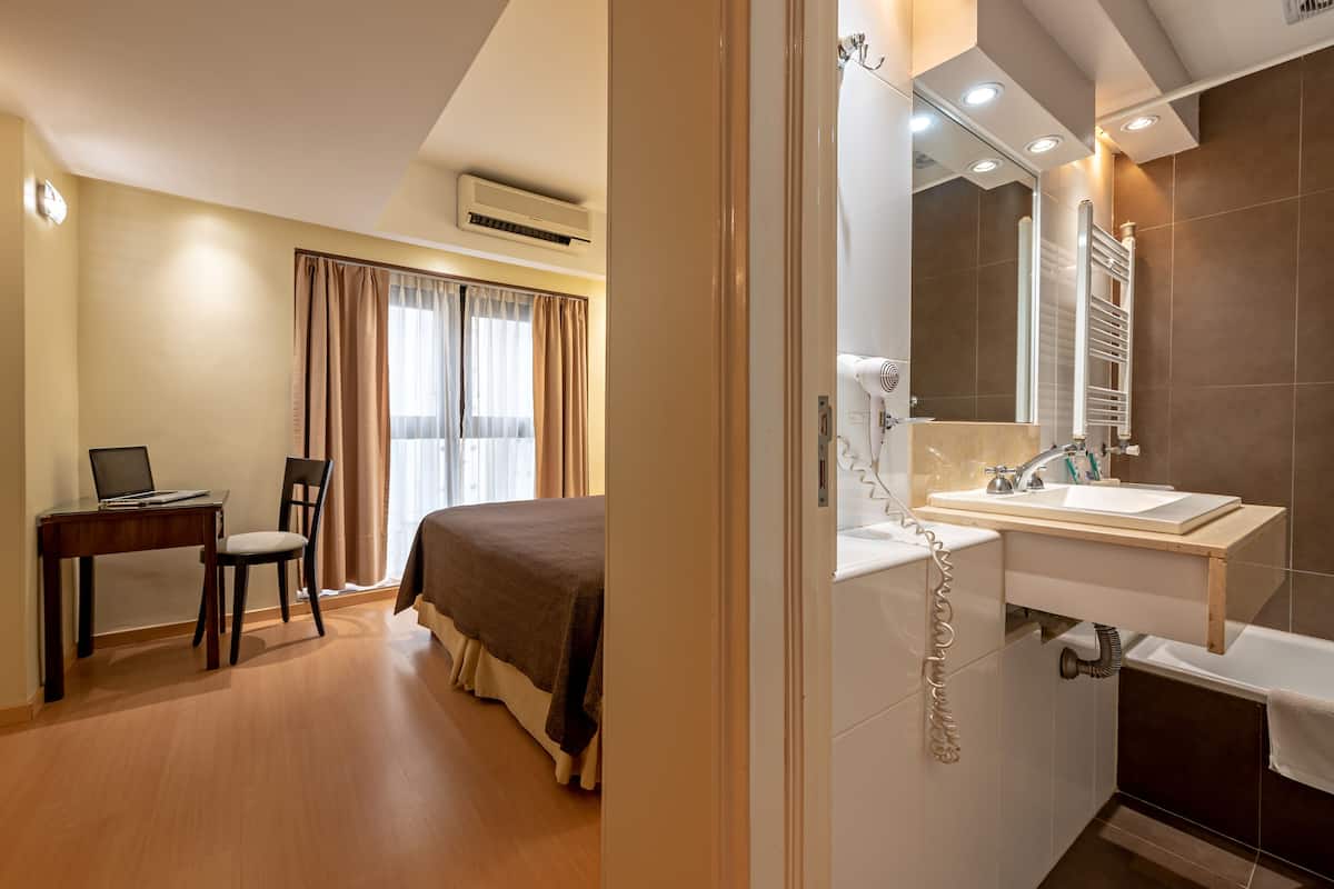 premier room | minibar, in-room safe, blackout curtains, free cots/infant beds