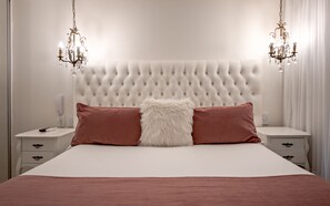 Deluxe Suite | Minibar, in-room safe, blackout drapes, free cribs/infant beds - Hotel Club del Golf (Mar del Plata)