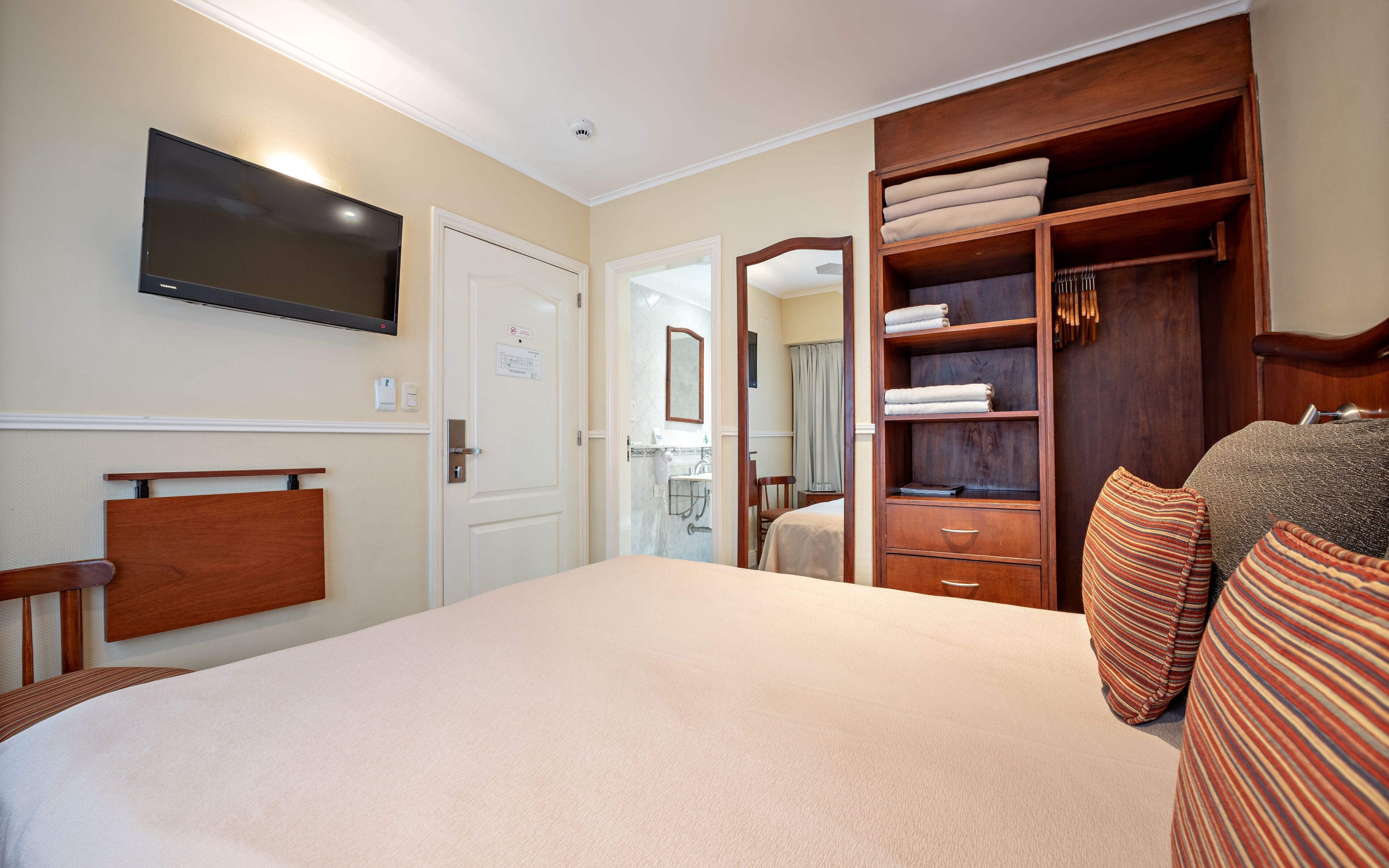 standard double room | minibar, in-room safe, blackout curtains, free cots/infant beds