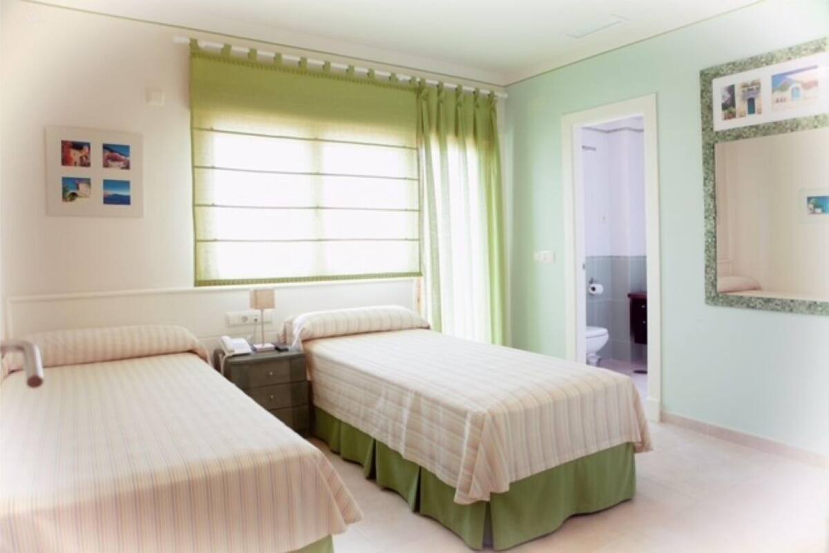Double Room, Partial Sea View | Premium bedding, blackout drapes, rollaway beds (surcharge), WiFi (free)