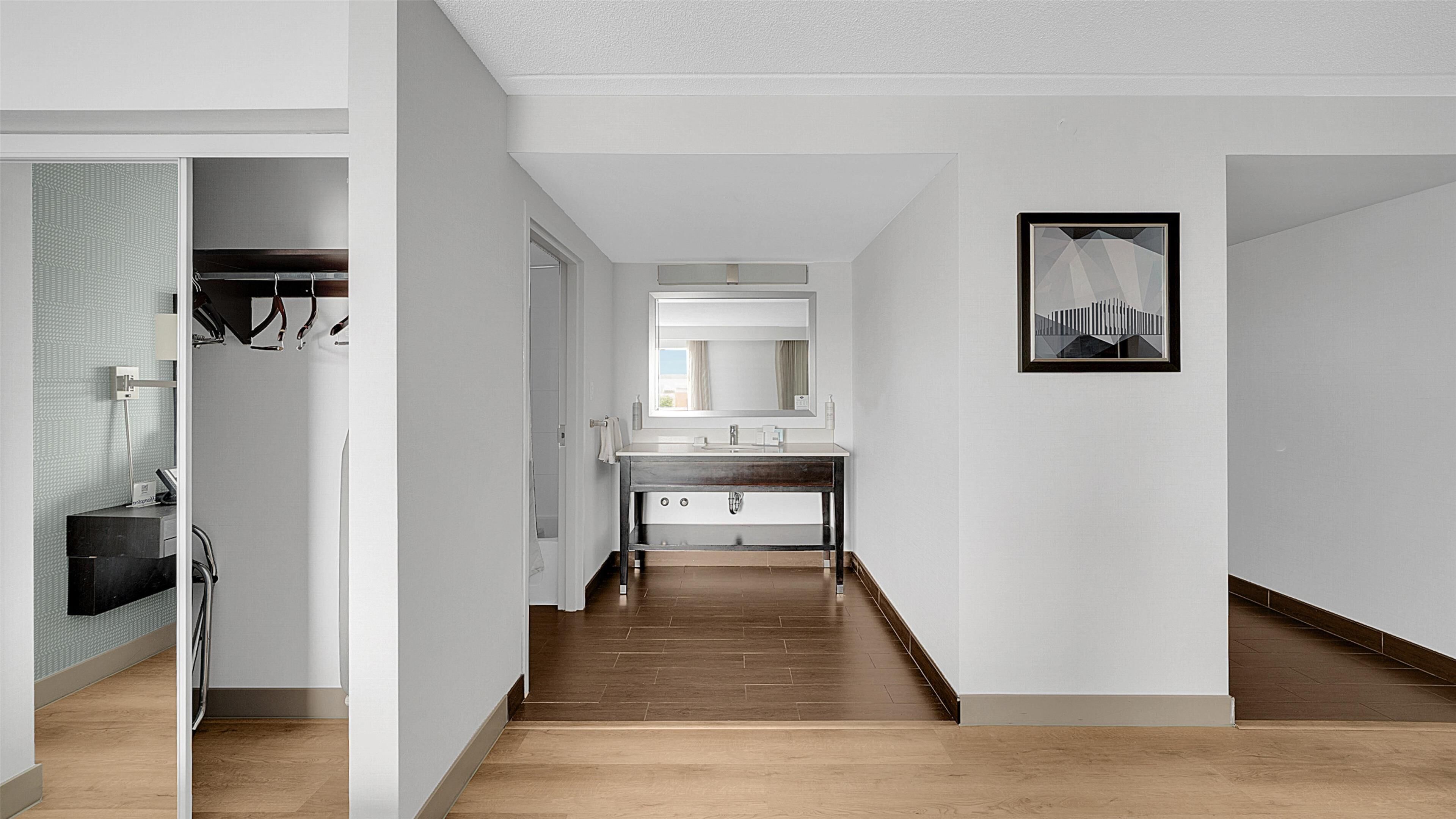 studio, 1 king bed, refrigerator & microwave | in-room safe, iron/ironing board, free cots/infant beds, rollaway beds