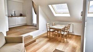 Basic Penthouse | Living area | LCD TV - Laeken Residence (Brussels)