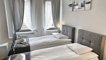 Appartement, 2 chambres | Fer et planche à repasser, lits bébé (en supplément)
