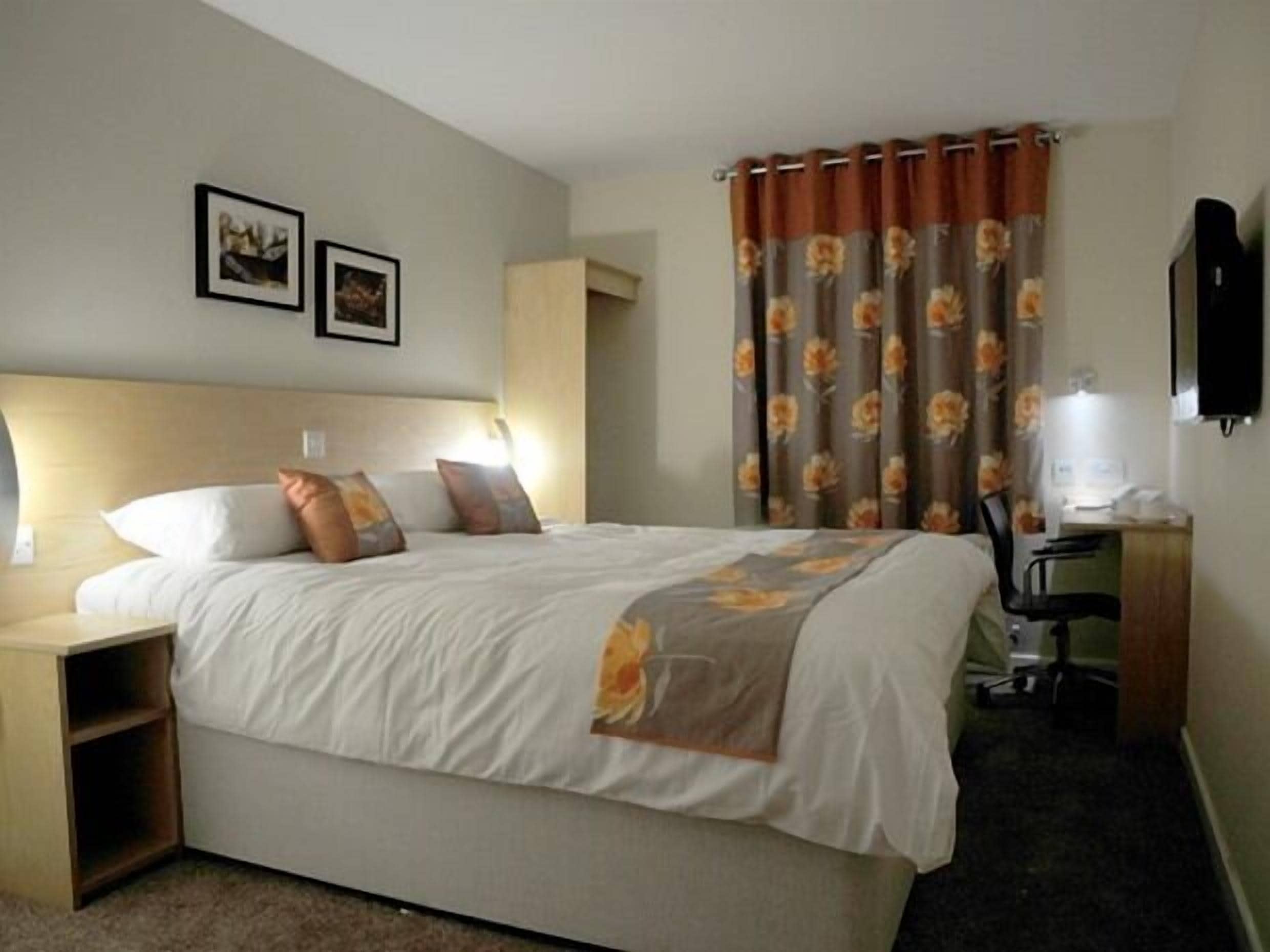 Foto - Royal George Hotel