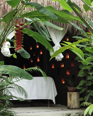 Couples treatment room(s), deep-tissue massages, body wraps, body scrubs - Piedra de Agua Hotel Boutique Palenque (Palenque)