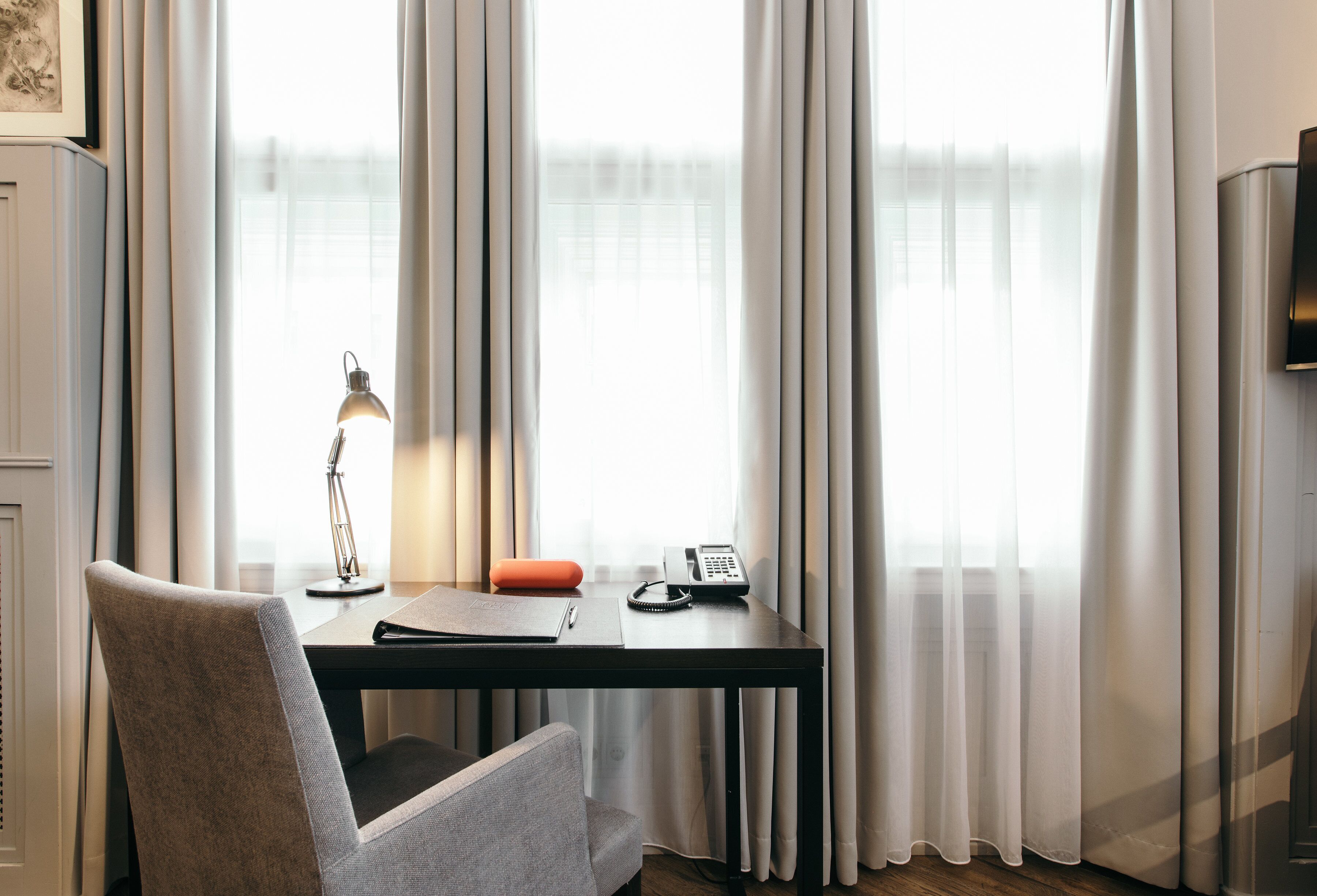 suite | premium bedding, pillow-top beds, minibar, in-room safe