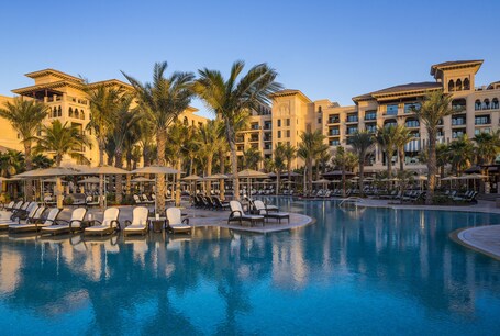 Four Seasons Resort Dubai at Jumeirah Beach - Image 29