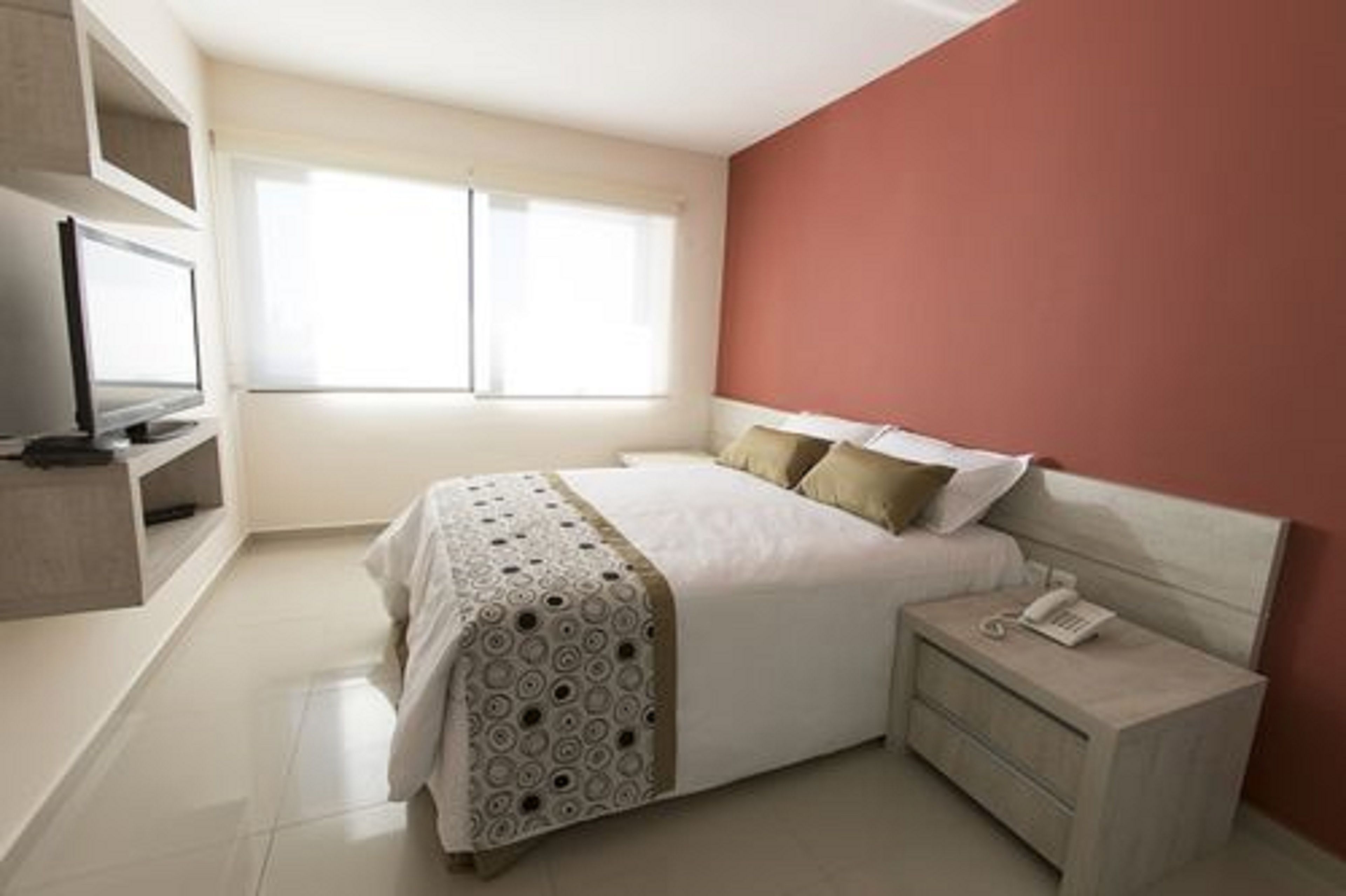 deluxe apartment | desk, soundproofing, iron/ironing board, free wifi